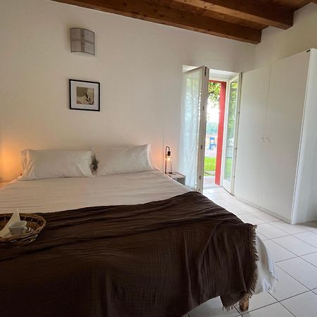 Ostello Casa Rossa Laveno-Mombello Zewnętrze zdjęcie
