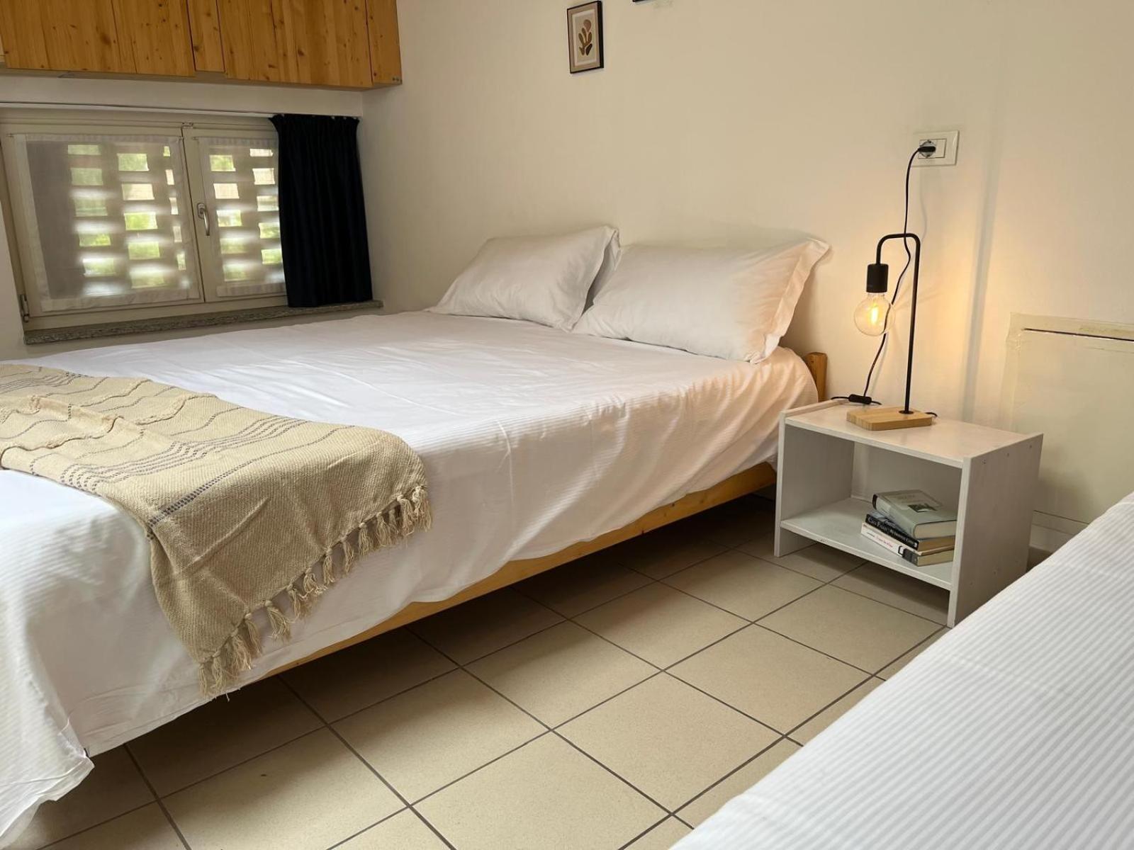 Ostello Casa Rossa Laveno-Mombello Zewnętrze zdjęcie