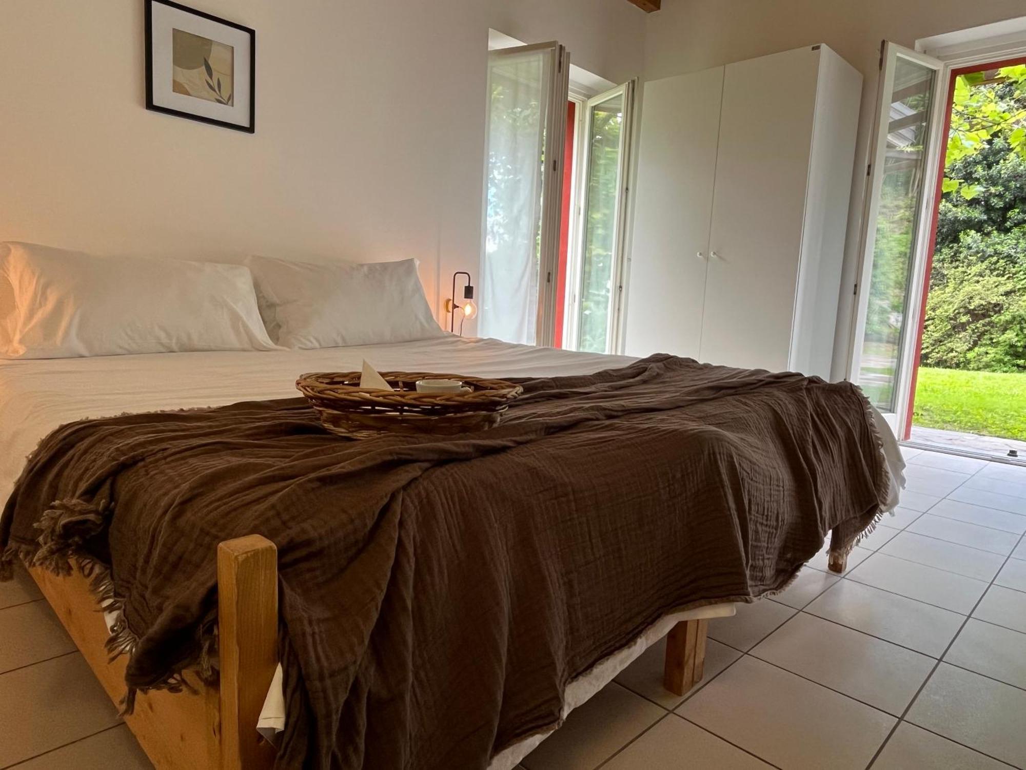 Ostello Casa Rossa Laveno-Mombello Zewnętrze zdjęcie