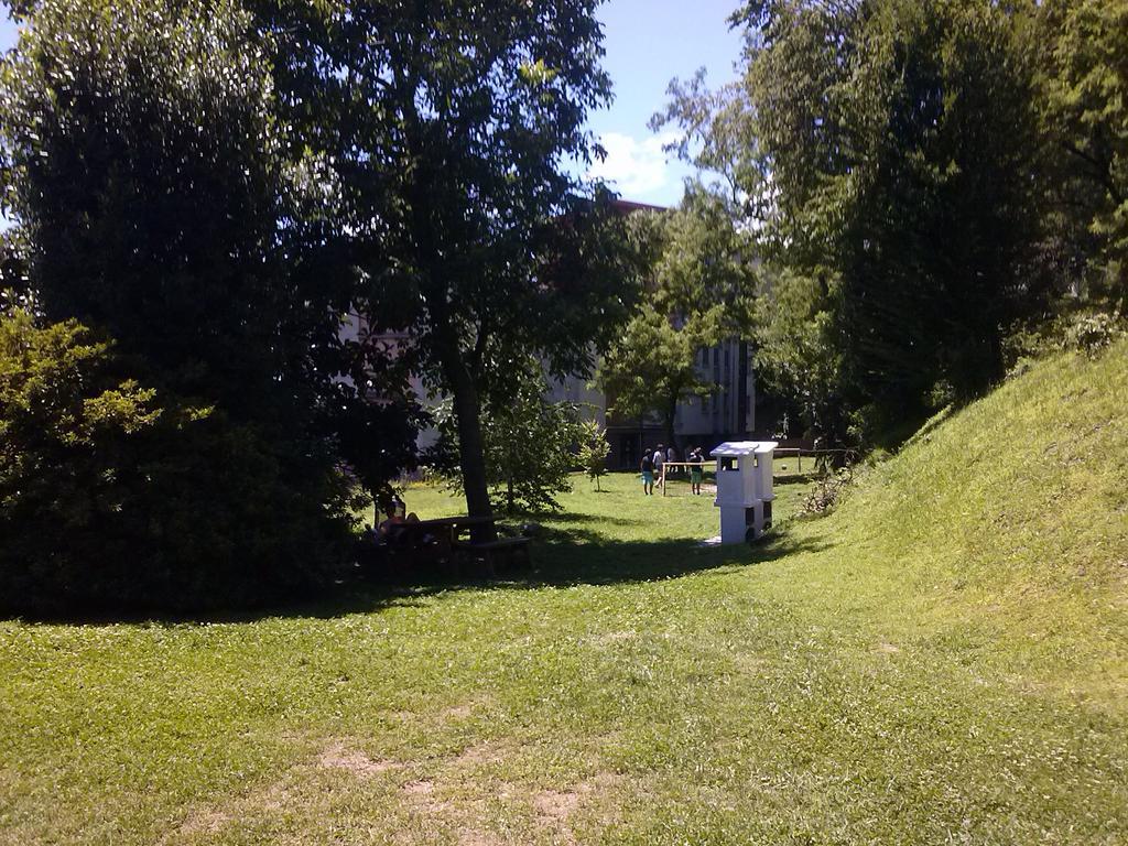 Ostello Casa Rossa Laveno-Mombello Zewnętrze zdjęcie